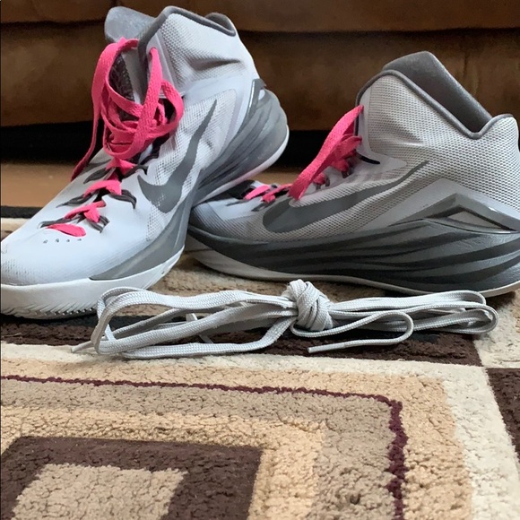 Hyperdunk Basketball Shoes - Picture 1 of 4